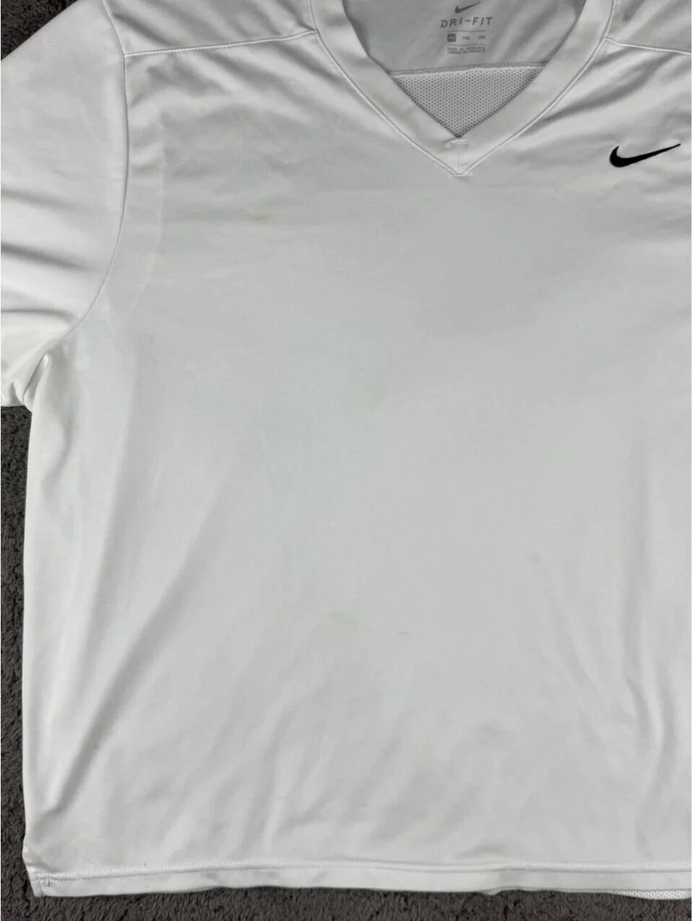 Lot 2 XXL Nike Dri-FIT Shirt + Jordan North Carolina #23 Jersey UNC Blue